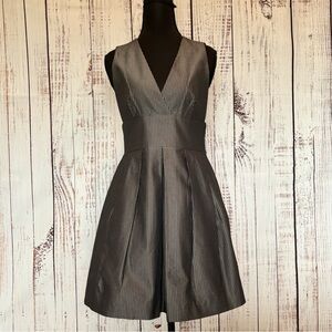 Theory Minimalist Chic Party Sleeveless V Neck Mini Jumper Dress Sz 8